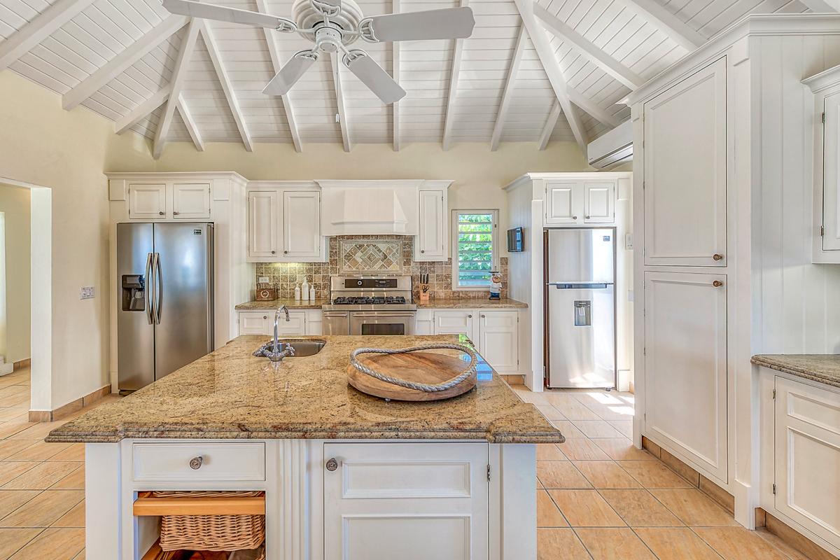 Pool Villa St Martin - The kitchen